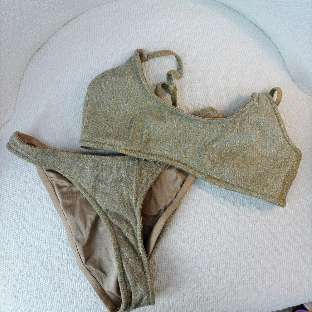triangl gold sparkle bikini 👙